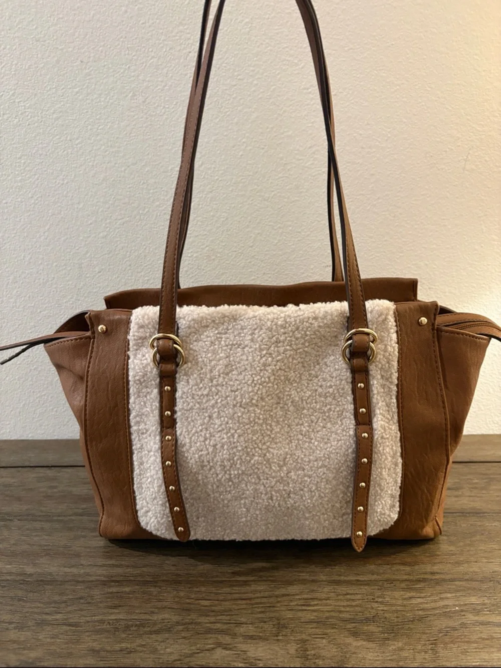 EUC [Jessica Simpson] Vienna Vegan Leather Sherpa Tote Shoulder Bag Purse - Picture 4 of 16